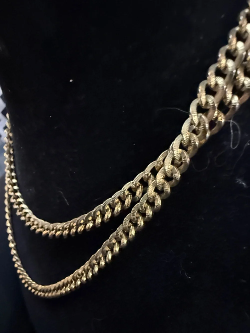 1928 Gold Tone Curb Chain Necklace 28” long- Women Jewelry - Picture 5 of 10